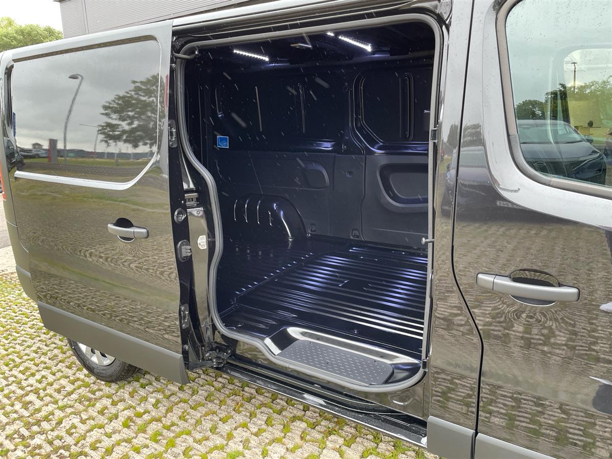 Nissan Primastar, L2H1 2,0 DCi N-Connecta 150HK Van 6g Aut.